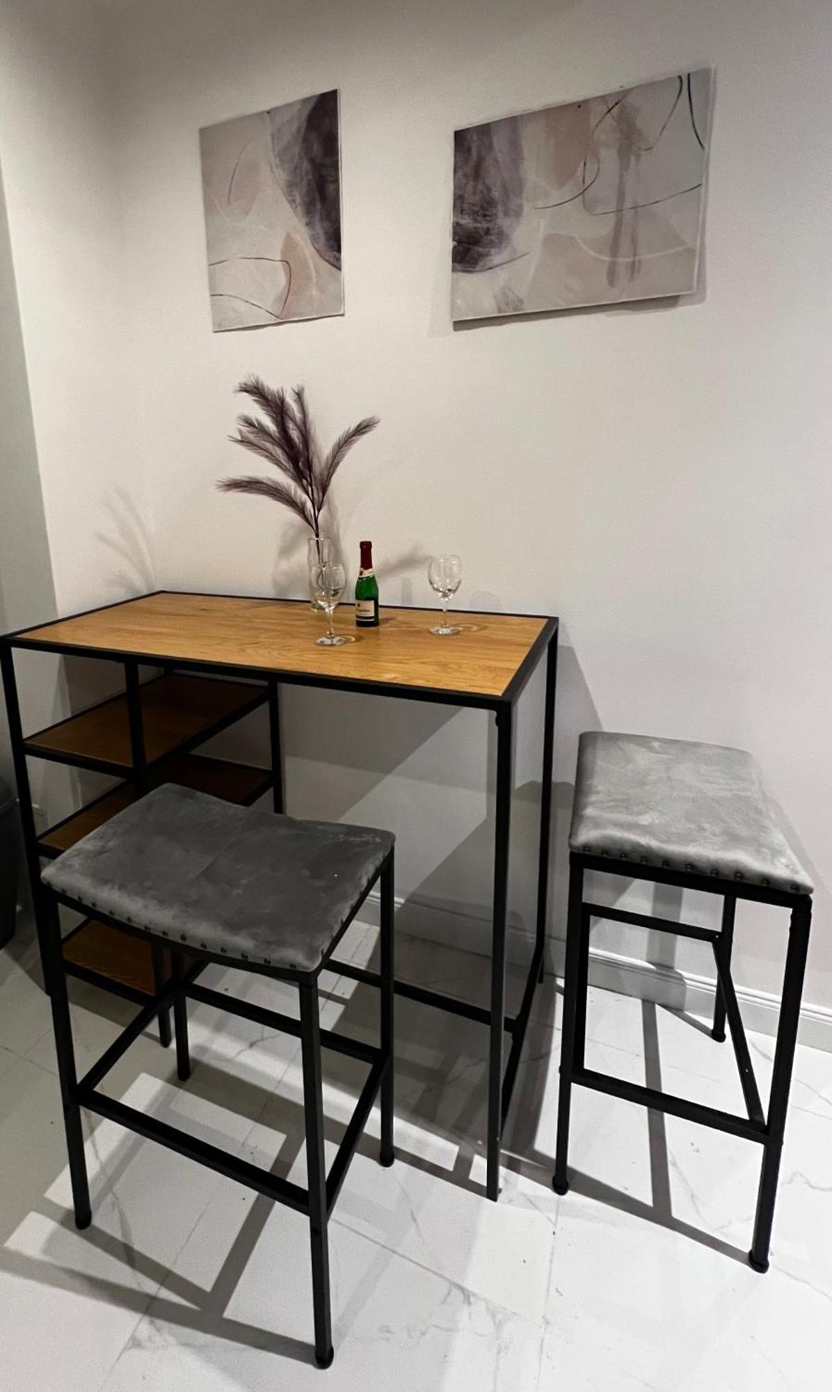 105 Quadratmeter Apartment, Parkplatz, Kinderfreundlich, 6 Personen, Wifi, Vollausgestattete Kueche, Crimmitschau Buitenkant foto