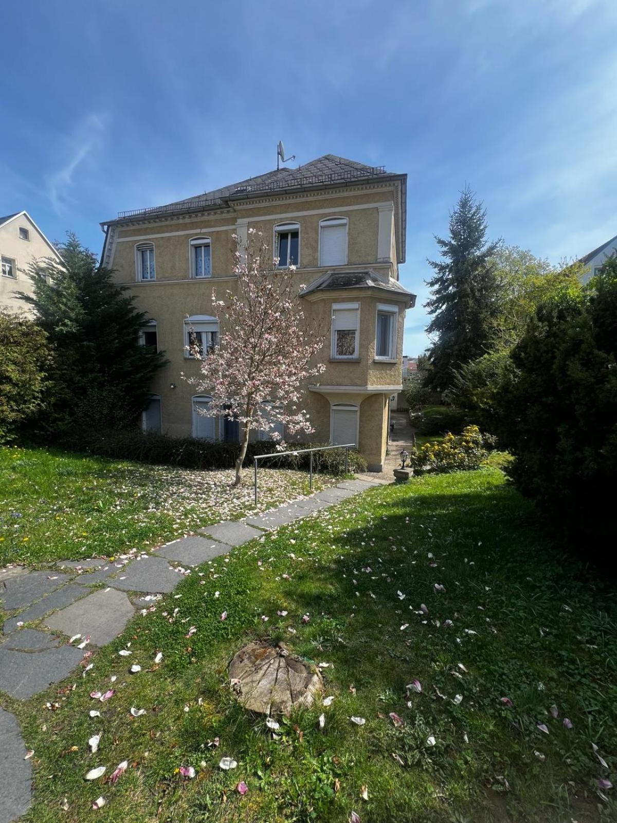 105 Quadratmeter Apartment, Parkplatz, Kinderfreundlich, 6 Personen, Wifi, Vollausgestattete Kueche, Crimmitschau Buitenkant foto